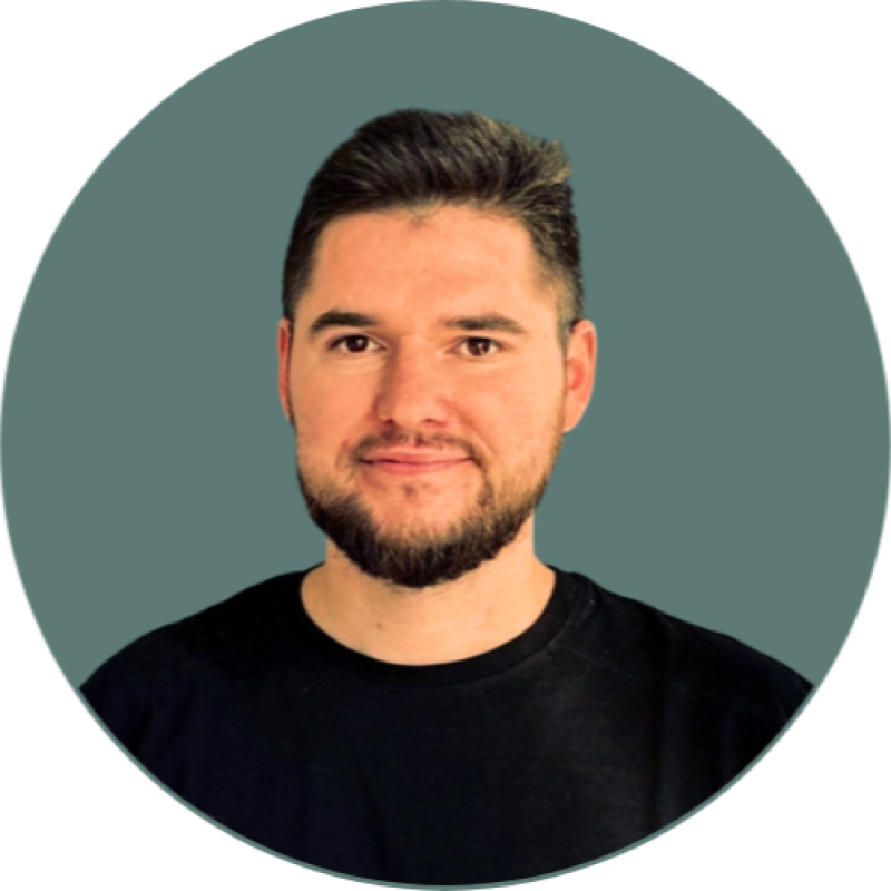 Andrejs Karpovs's LinkedIn Strategy… | ViralBrain