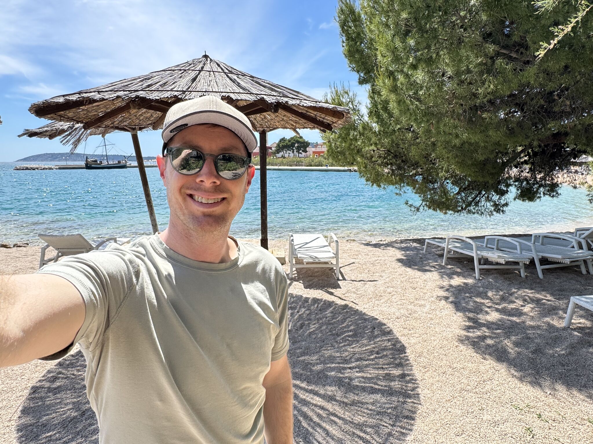 LinkedIn post image: It’s been 9 months since I left VC to become a solopreneur. Here’s an honest look at how it’s going: