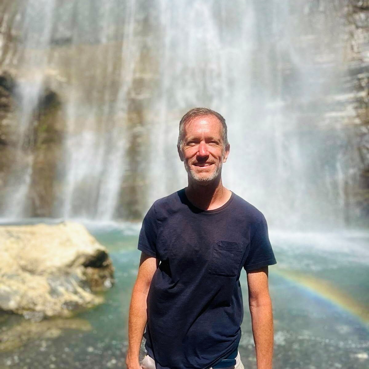 LinkedIn post image: Some listening for a sunny Sunday 🌈